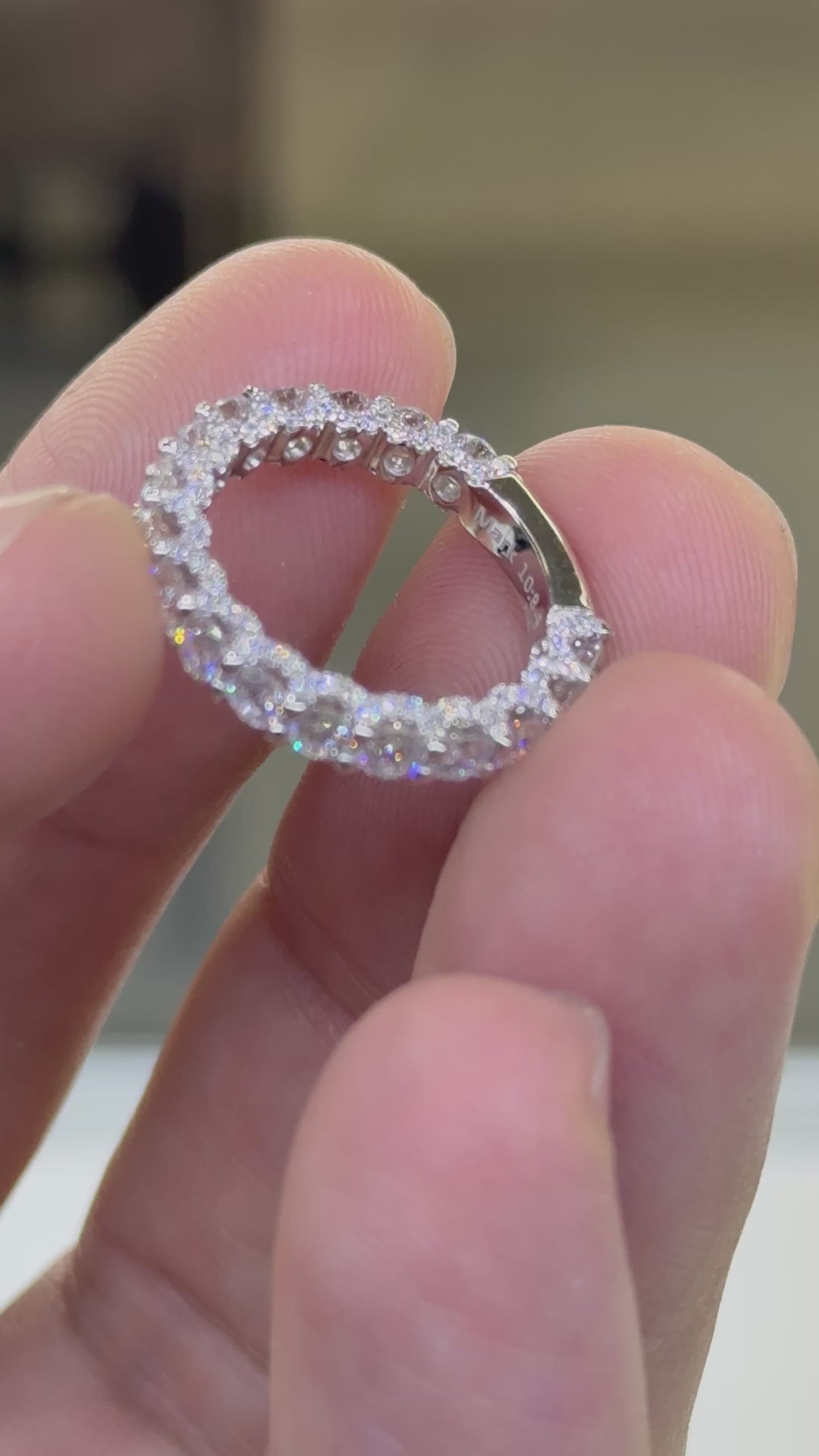 The Luna Wedding Band