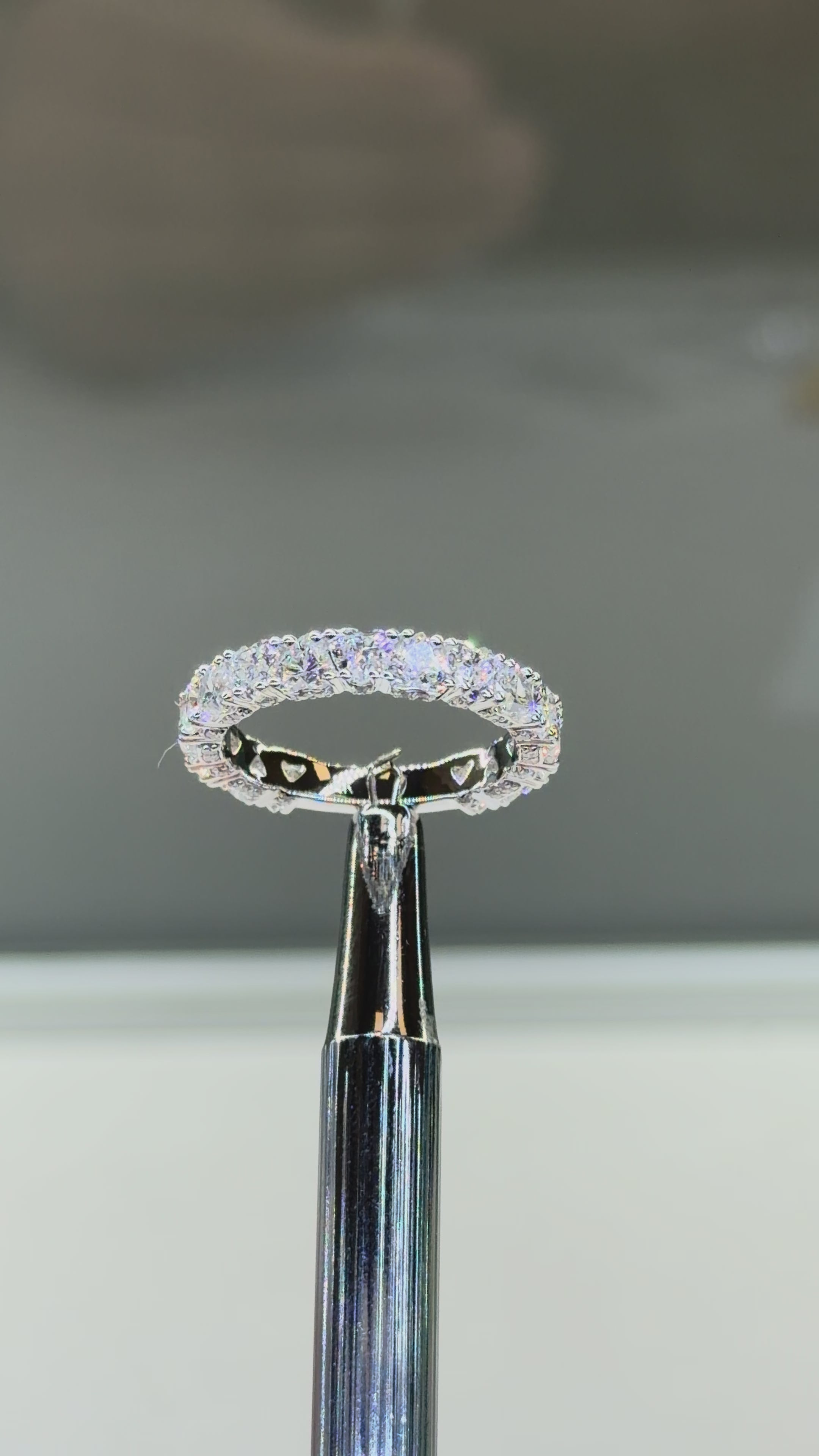 The Amora Wedding Band